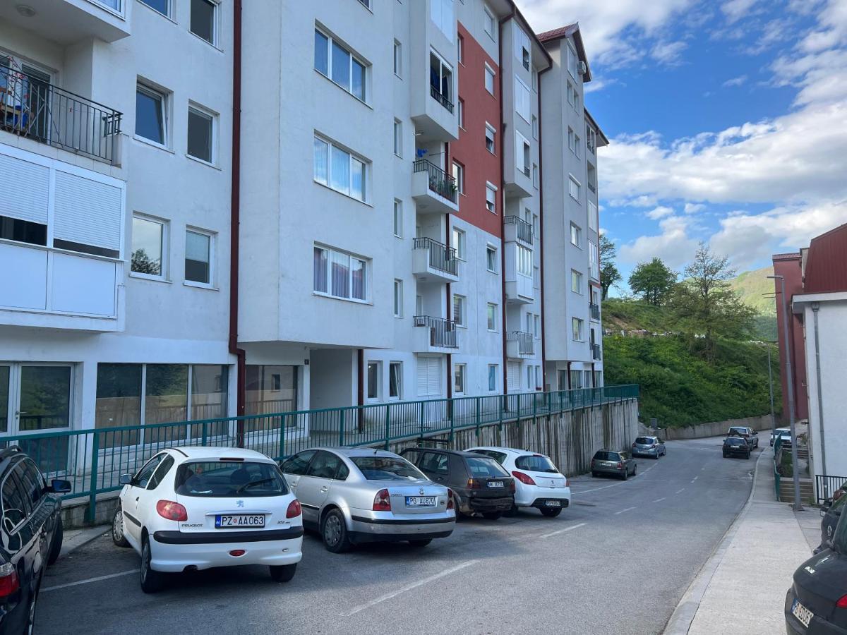 Vista Apart Pluzine Exterior photo